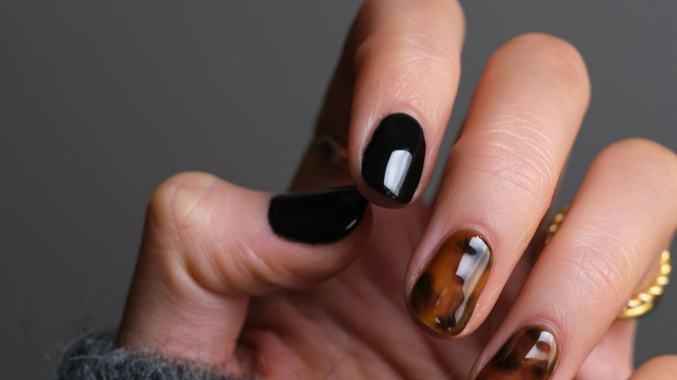 Acrylic Nail Extensions Training Manual