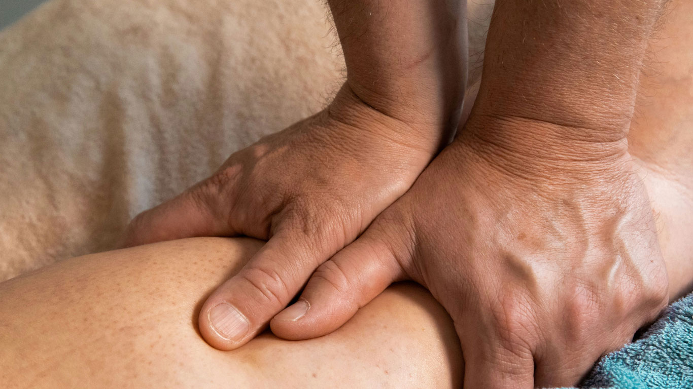 Deep Tissue Massage Training Manual